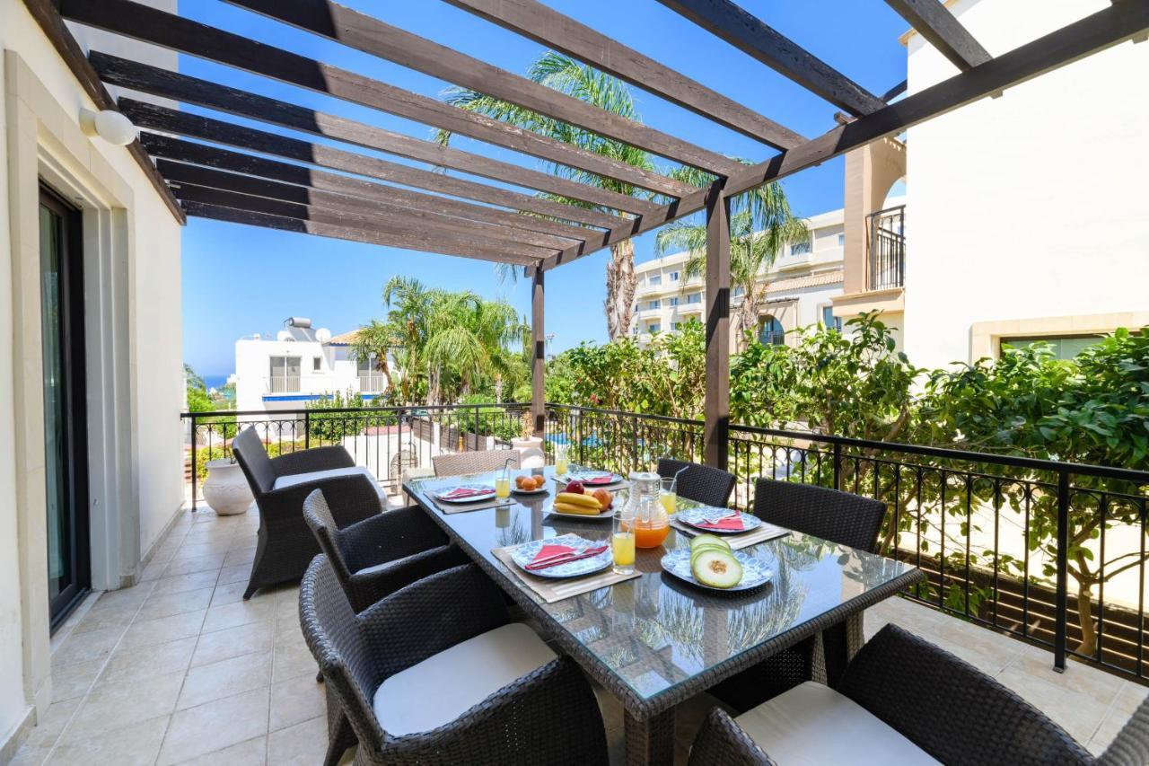 Protaras Centro Villa Luaran gambar
