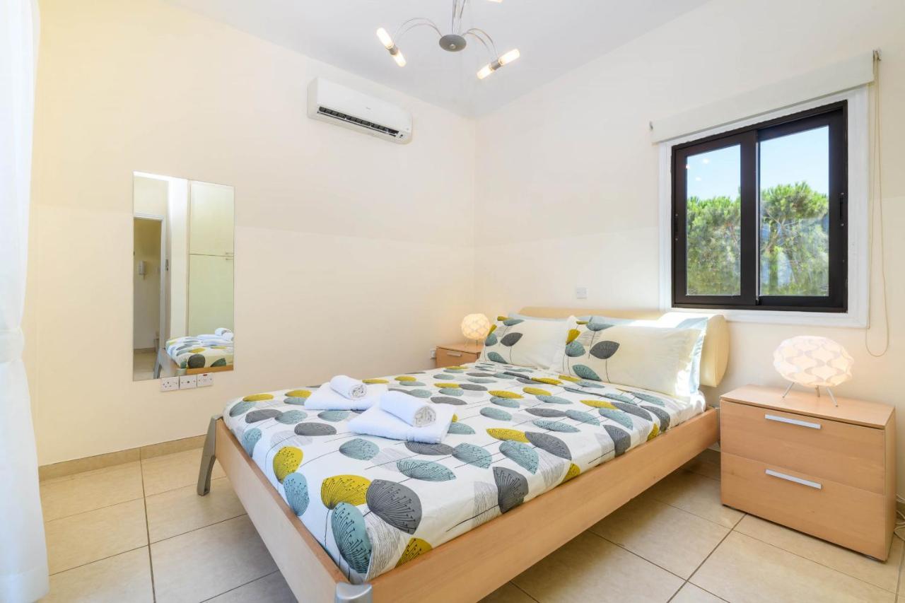 Protaras Centro Villa Luaran gambar