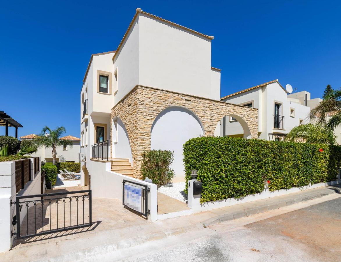 Protaras Centro Villa Luaran gambar