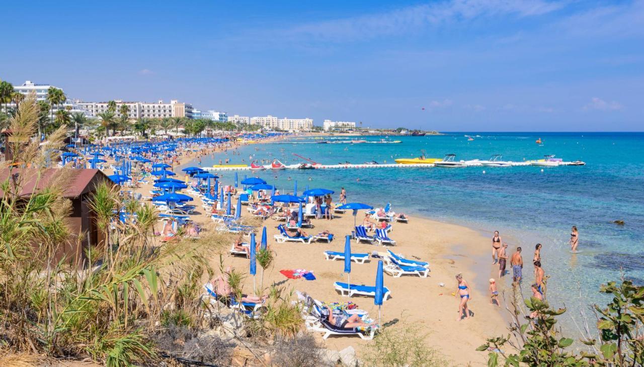 Protaras Centro Villa Luaran gambar